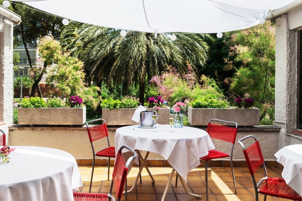 Tres Torres Atiram Hotel Barcelona Bagian luar foto